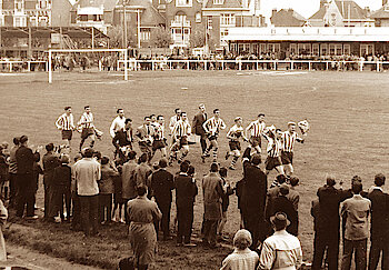 1960 - l'accession en CFA...