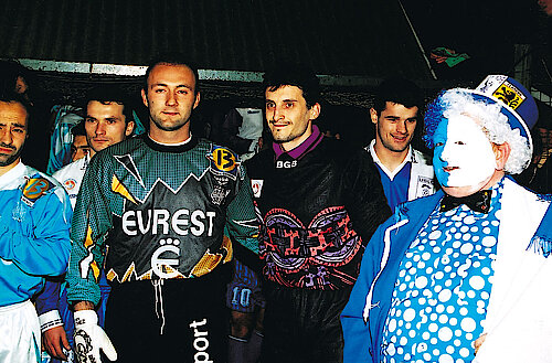 1995 - Barthez et l'OM accrochés à Tribut...