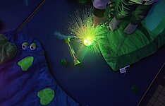 Cliquez sur l'image ... Cliquez sur l'image ...