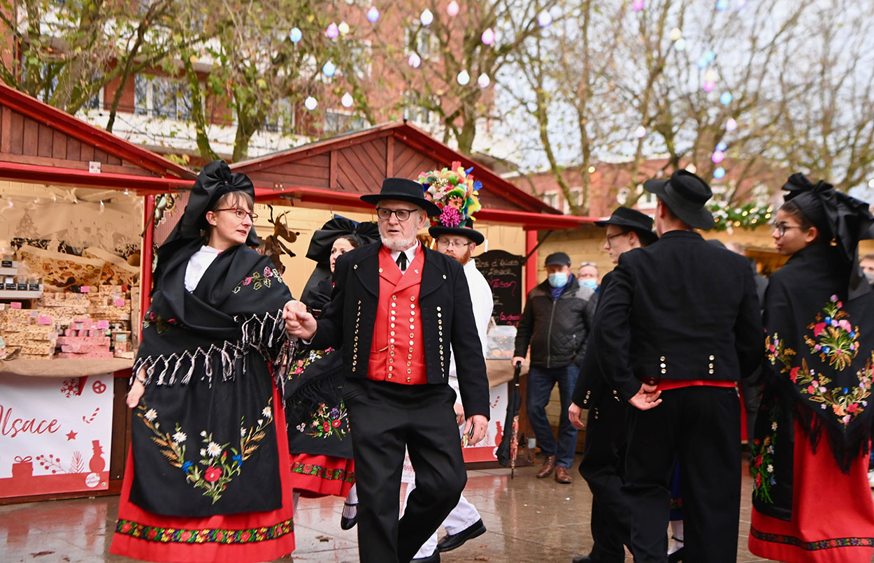 Commercialisation du marché de Noël 2023 Commercialisation du marché de Noël 2023